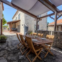 new outdoor dining area - dine out in style slider image